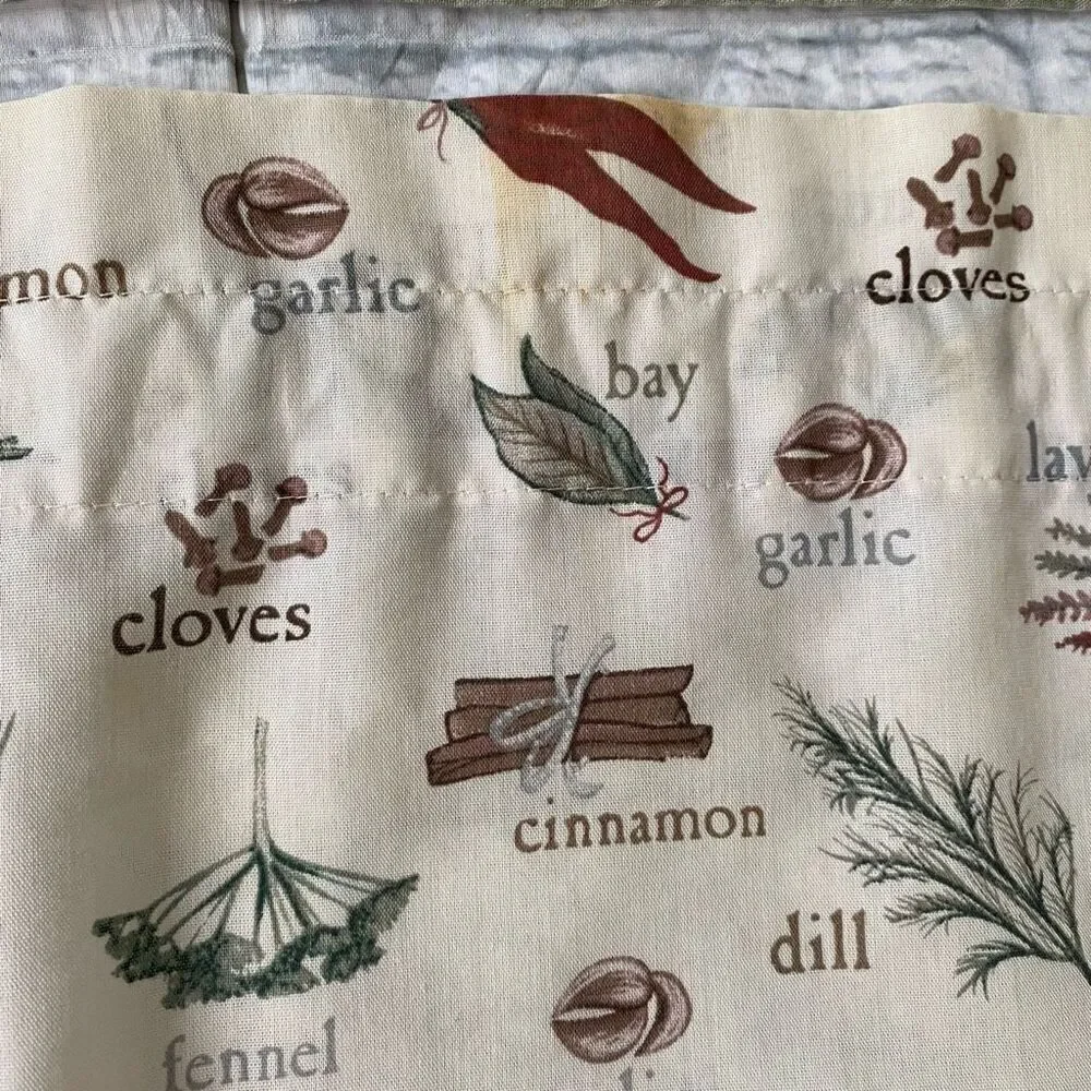 No Brand herbs spices
